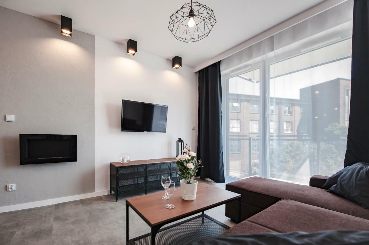 Unique 3City Apartments - Grey Apartment กดัญสก์ ภายนอก รูปภาพ