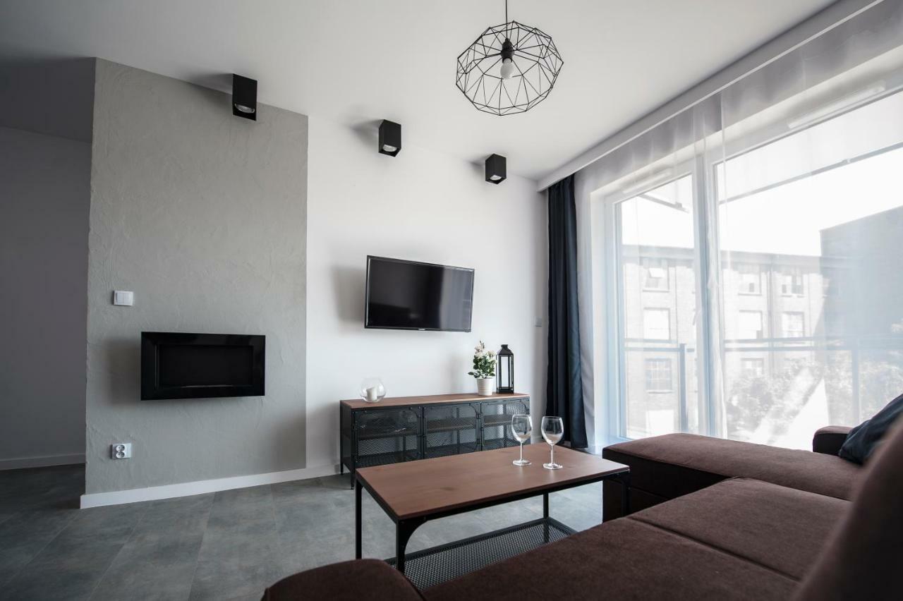 Unique 3City Apartments - Grey Apartment กดัญสก์ ภายนอก รูปภาพ